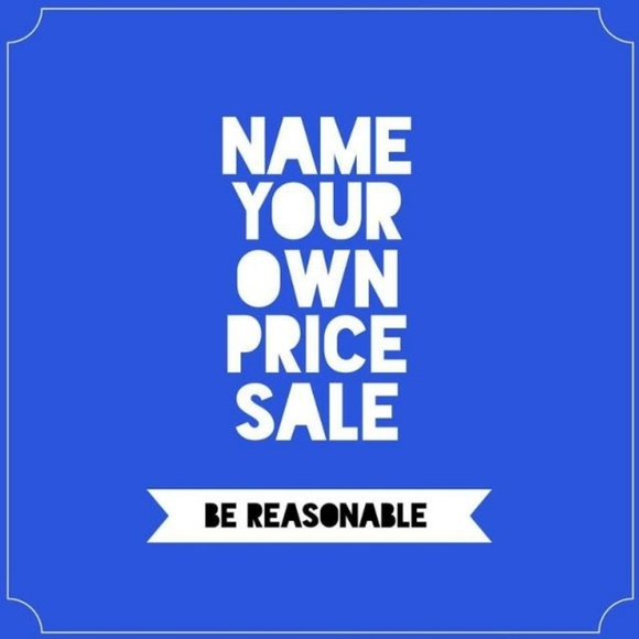 ๐ดCLOSET CLOSING SOON, ALL ITEMS MUST GO!!๐ - Picture 12 of 12